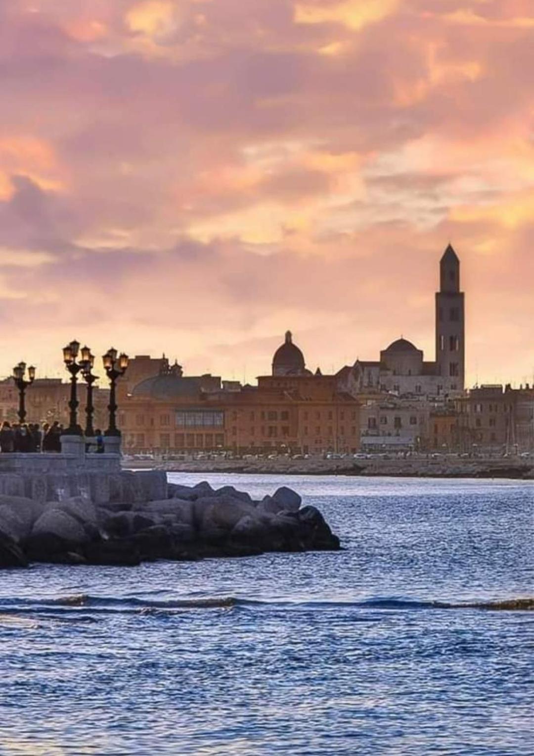 Locazione Turistica Madera Hotel Bari Buitenkant foto