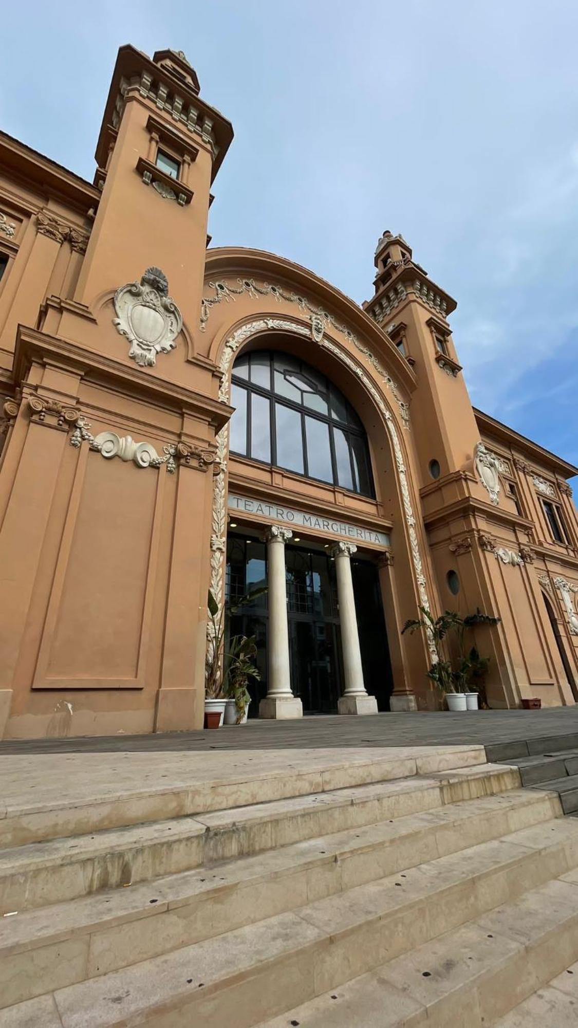 Locazione Turistica Madera Hotel Bari Buitenkant foto